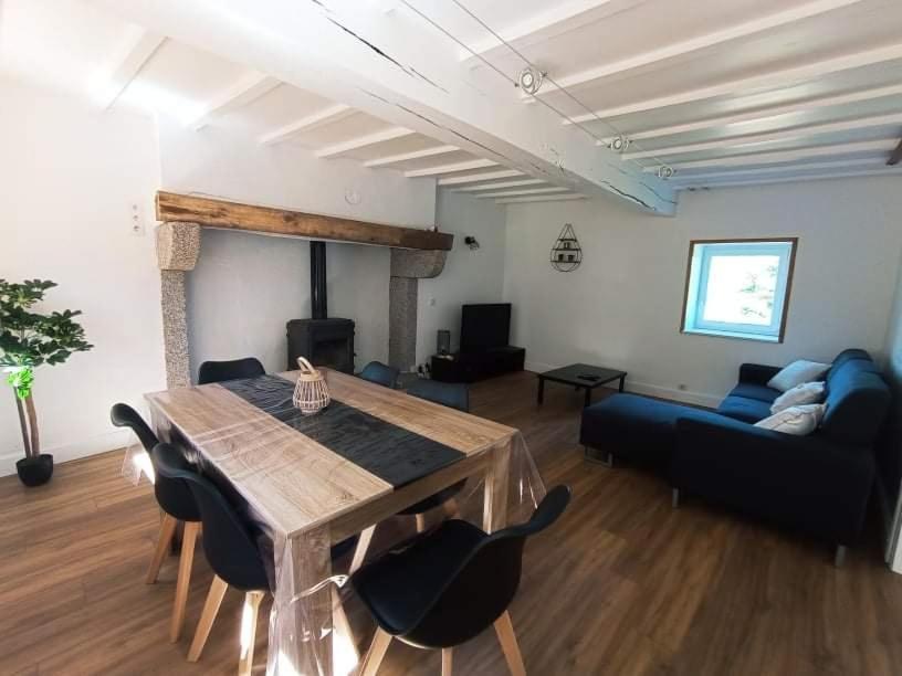 Gite Les Hauts De Villemaloux Dontreix Экстерьер фото